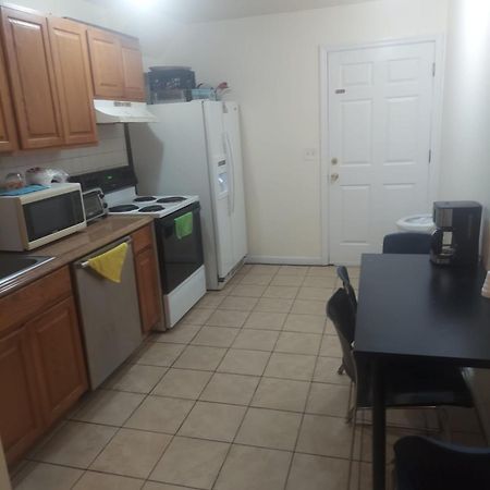 Crystal Room 1 Guest House Near 12Mins To Ewr Airport / Prudential / Njit / Penn Station Newark Exteriör bild