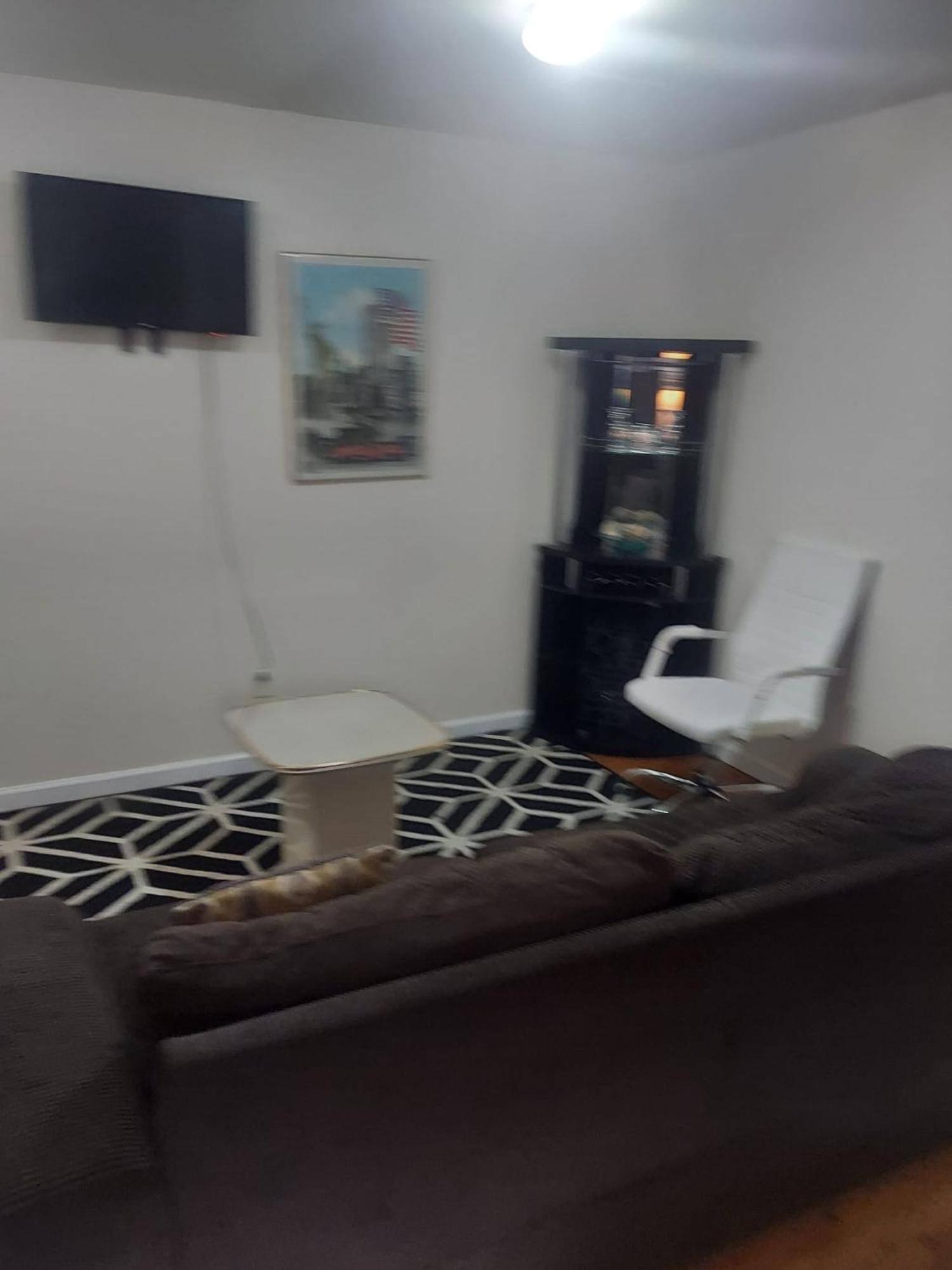 Crystal Room 1 Guest House Near 12Mins To Ewr Airport / Prudential / Njit / Penn Station Newark Exteriör bild