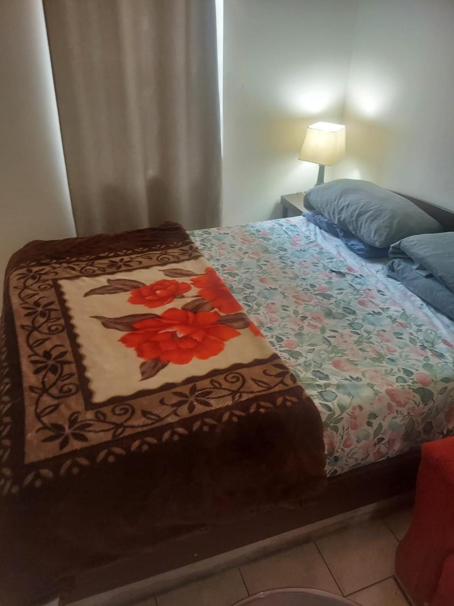 Crystal Room 1 Guest House Near 12Mins To Ewr Airport / Prudential / Njit / Penn Station Newark Exteriör bild